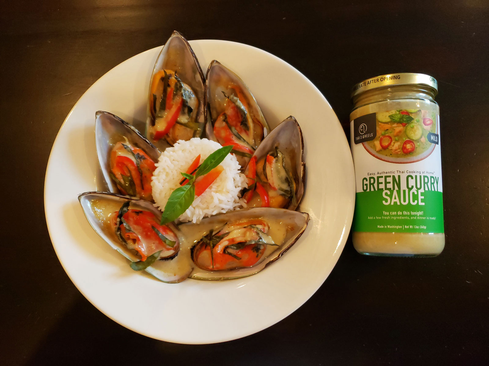 Baked Greenshell Mussels with Thai Green Curry Sauce Thai 3 Wheels