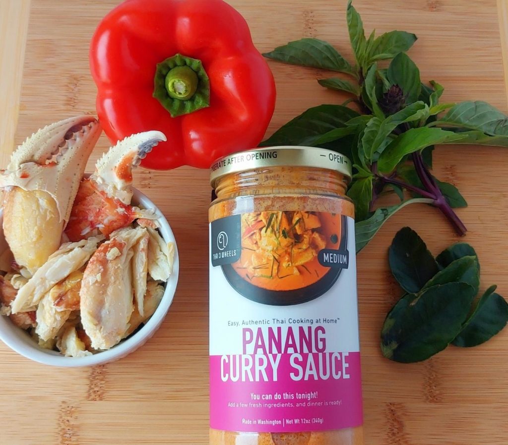 panang curry sauce with crab meat